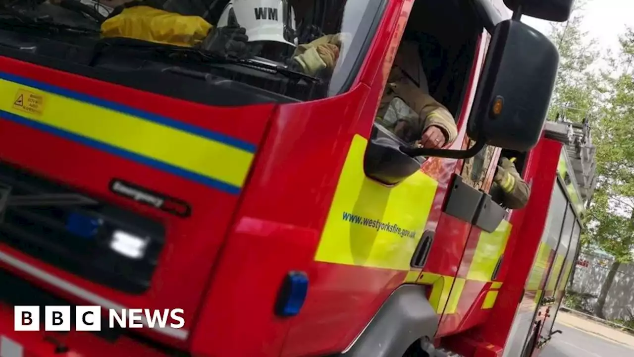 Bradford: Fire crews tackle Buck Street building blaze