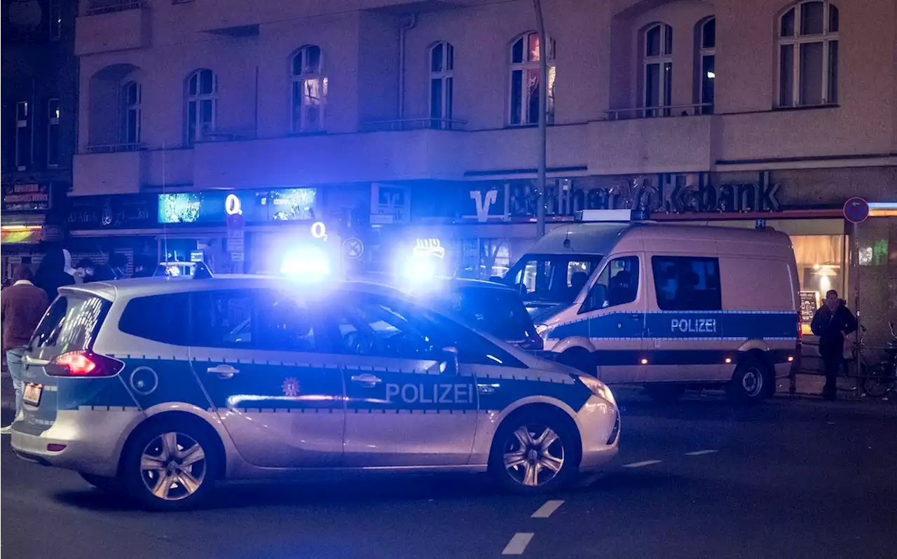 Raubüberfall in Berlin: Jugendliche attackieren 63-Jährigen