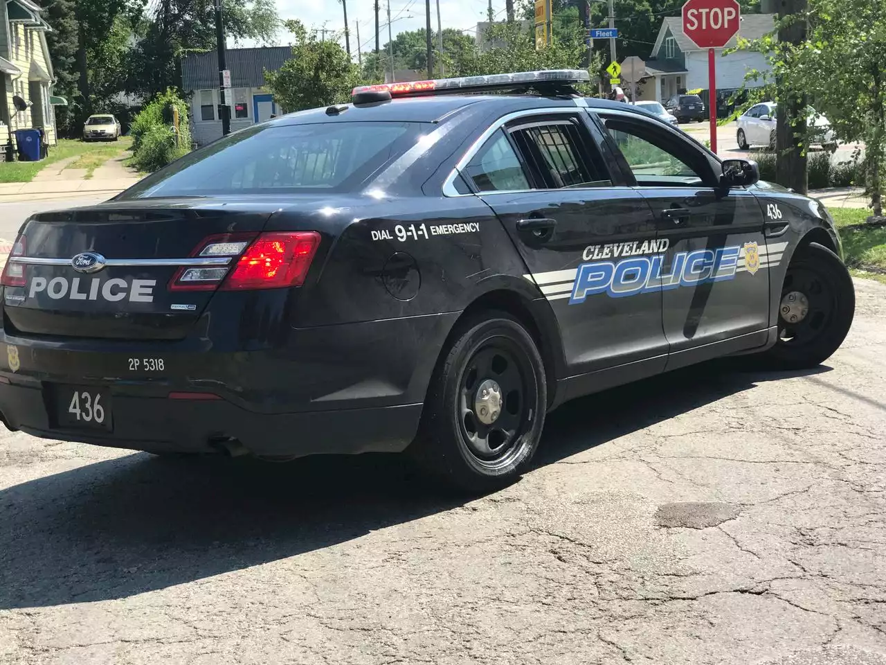 Teen, Youngstown man dead in separate shootings in Cleveland