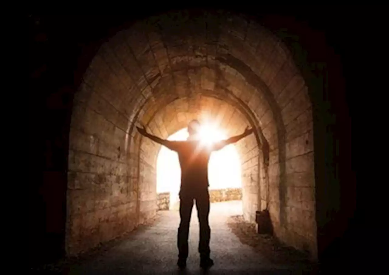 monday-motivation-there-light-end-tunnel