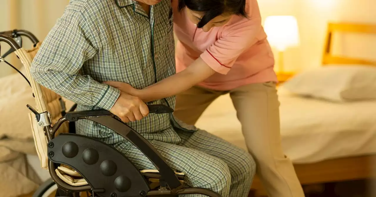 A third of social care workers find their salary too low to live on