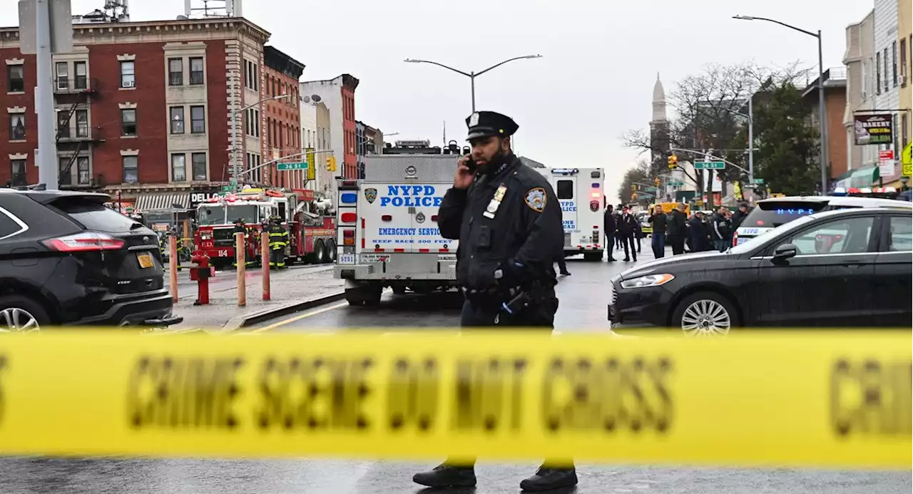 New Yorkers can now look up the records of police they encounter