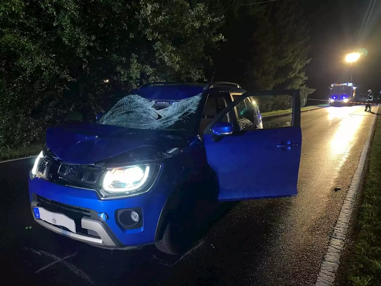 Unfall im Kreis Cham: Bei Grub von Auto erfasst: Mann schwebt in Lebensgefahr - idowa