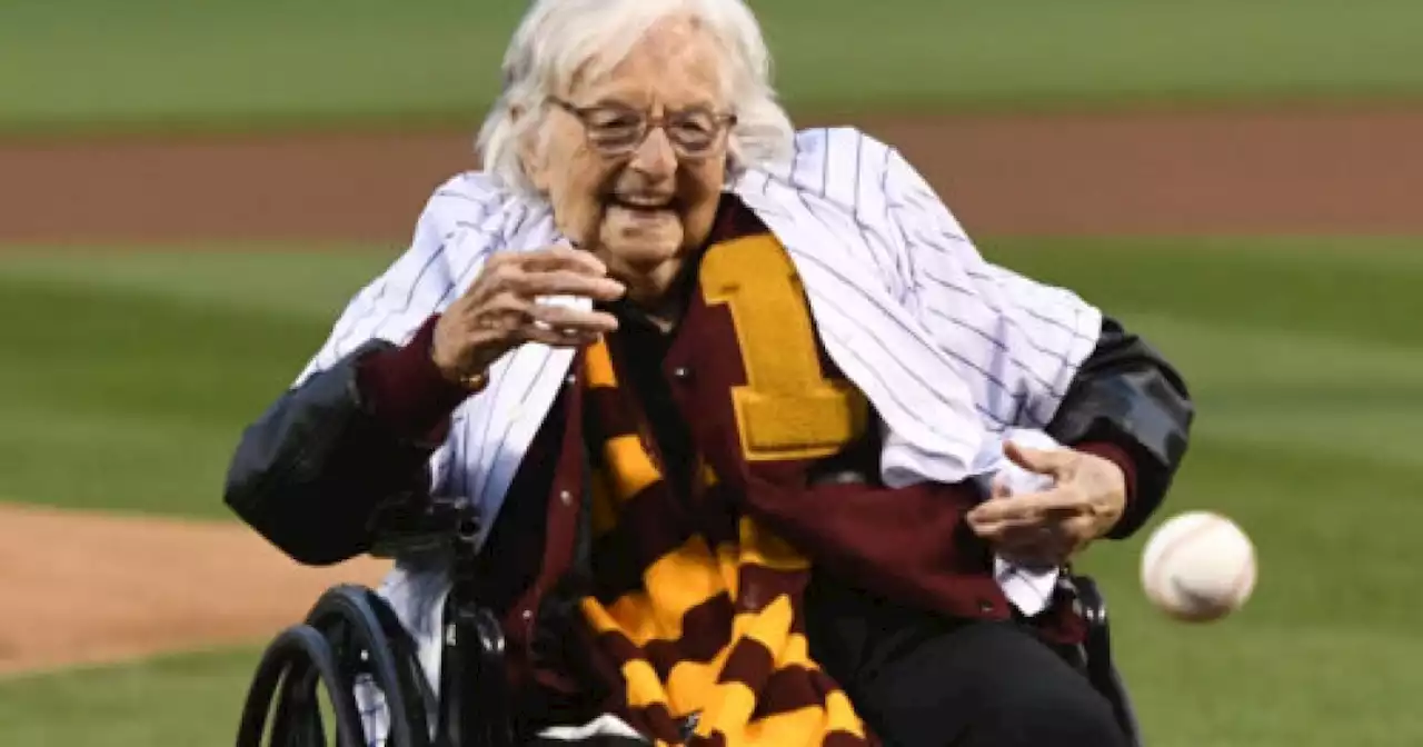 103-Year-Old Nun Winds Up To Throw First Pitch For Chicago Cubs