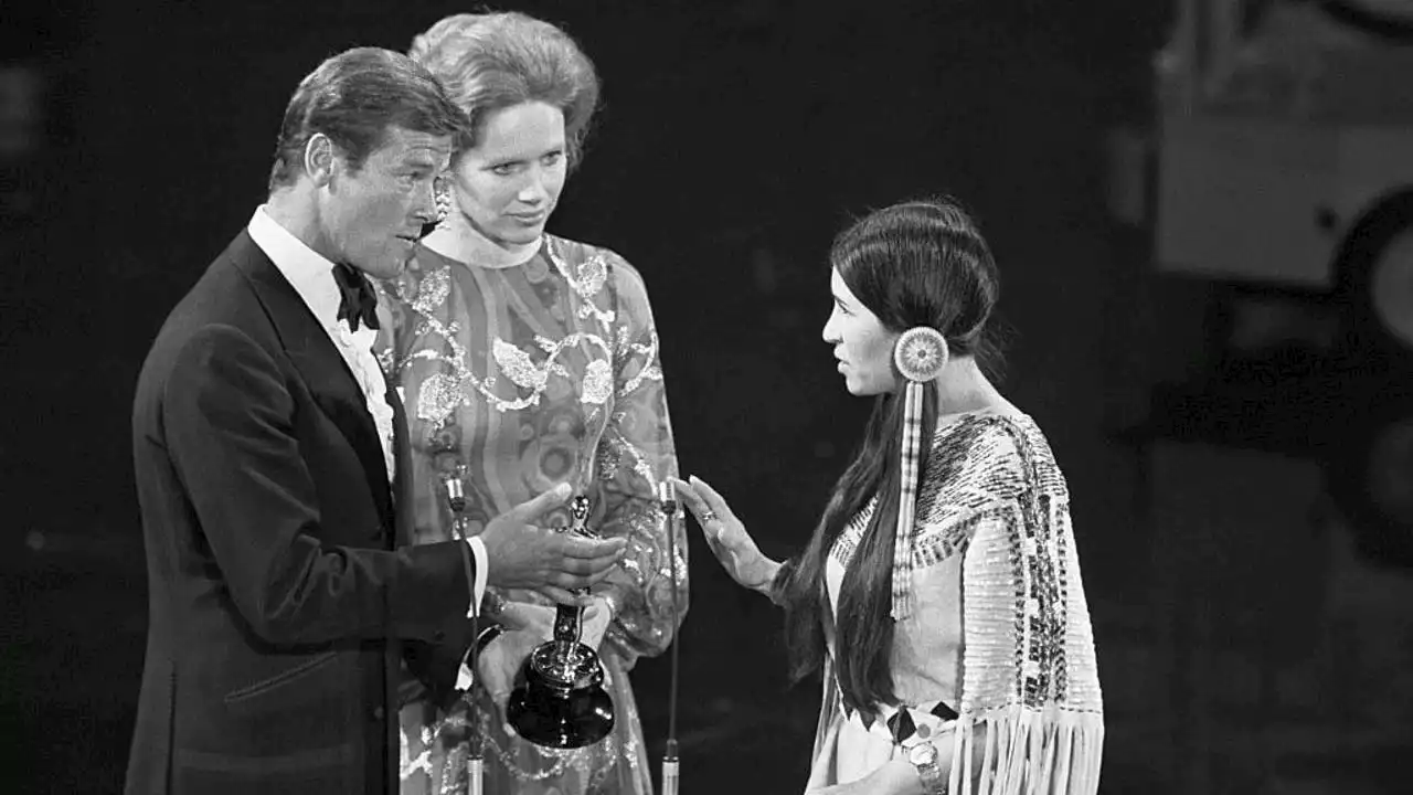 Sacheen Littlefeather, activist who declined Marlon Brando's Oscar, dies at 75