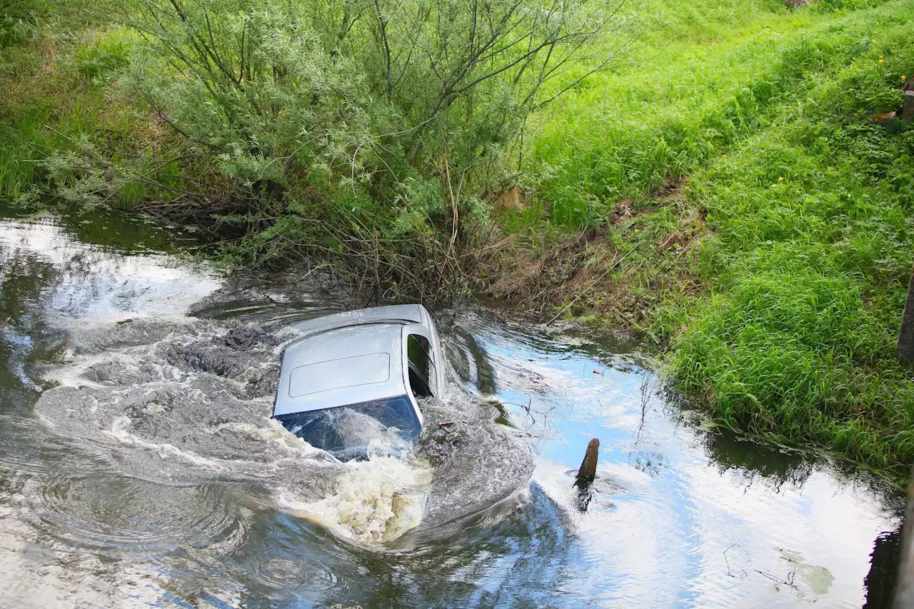 Lorraine Explains: Hurricanes write millions of cars off. Don't stumble into one of them