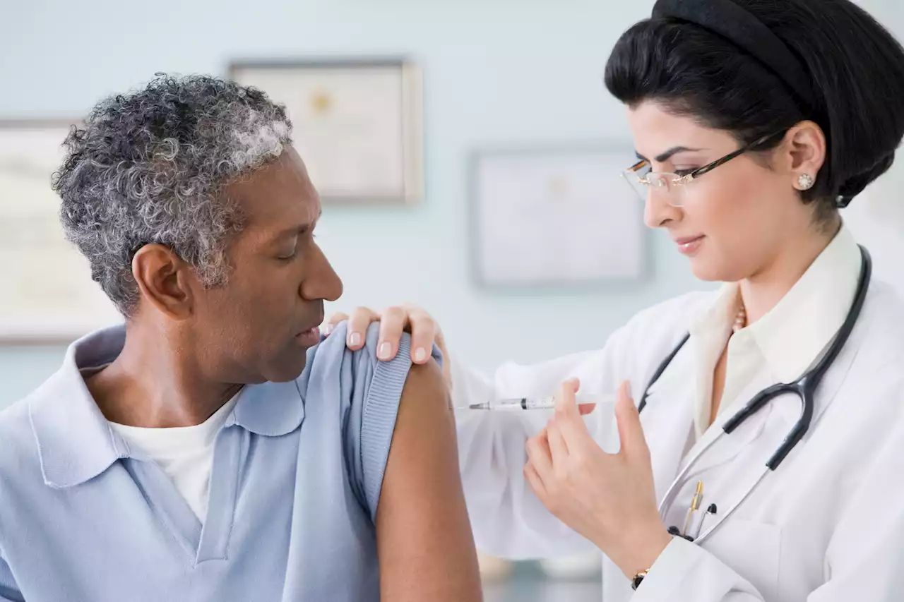 These Are the Extra-Strength Flu Shots Now Recommended for Seniors