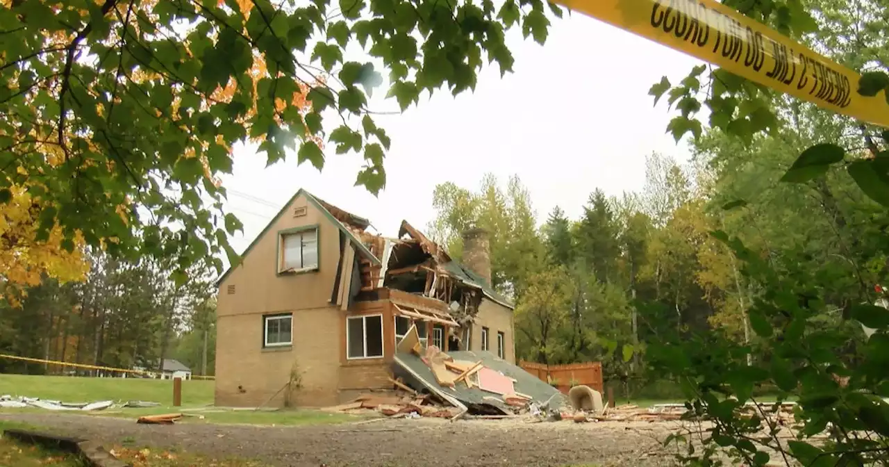 Small plane crashes into Minnesota home, killing all three aboard