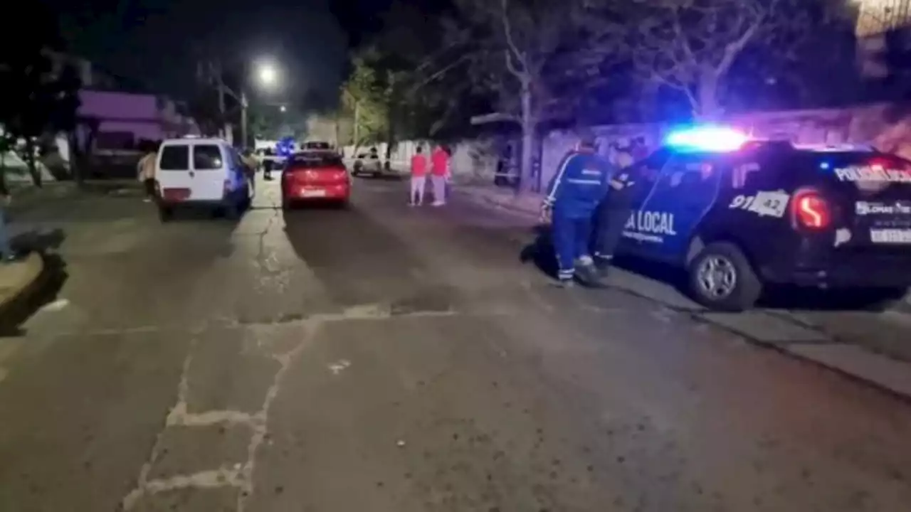 Escapaba en moto de un intento de robo y se mató al chocar con un camión | Lomas de Zamora