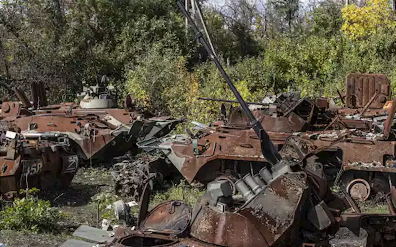 Guerra Ucraina, esercito di Kiev avanza: tank russi distrutti a Izyum