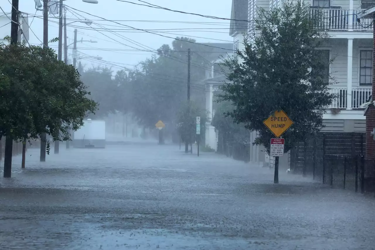 A Weather Channel Veteran Explains Why the Hell They Stand in the Middle of Hurricanes