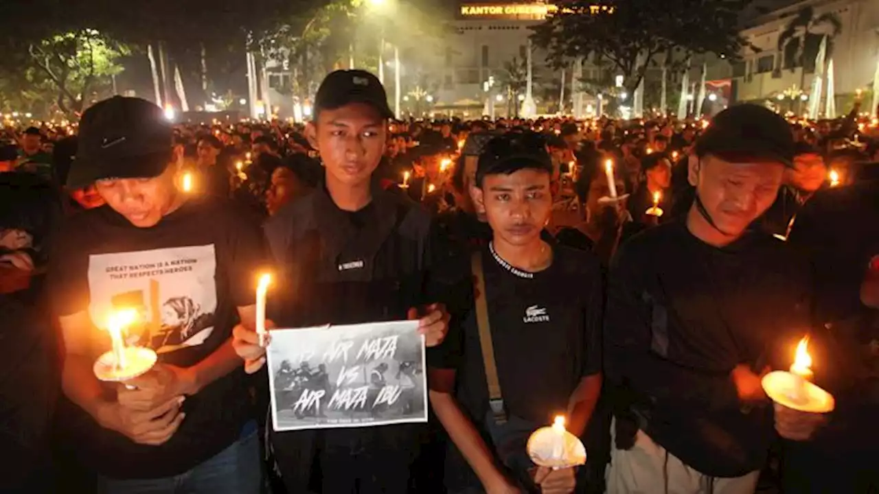 Doa Bersama Suporter di Berbagai Daerah untuk Korban Tragedi Kanjuruhan