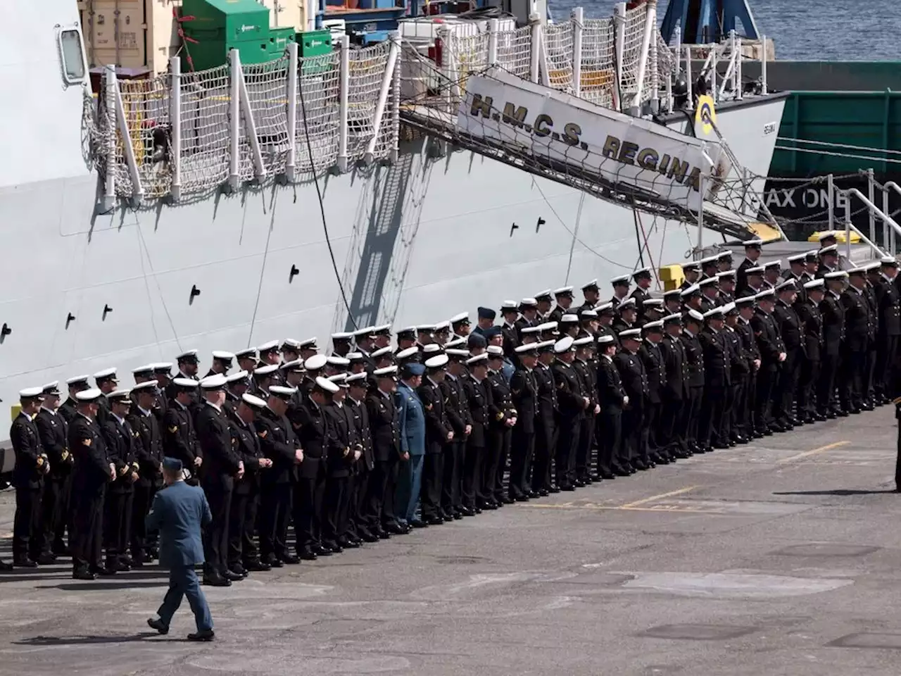 Nearly 4,500 Canadian Armed Forces members, families waiting for military housing