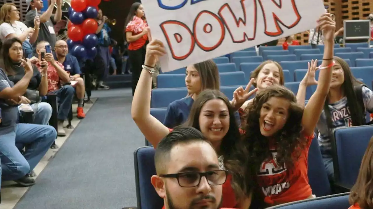 Sunnyside school district celebrates grads headed to U of A