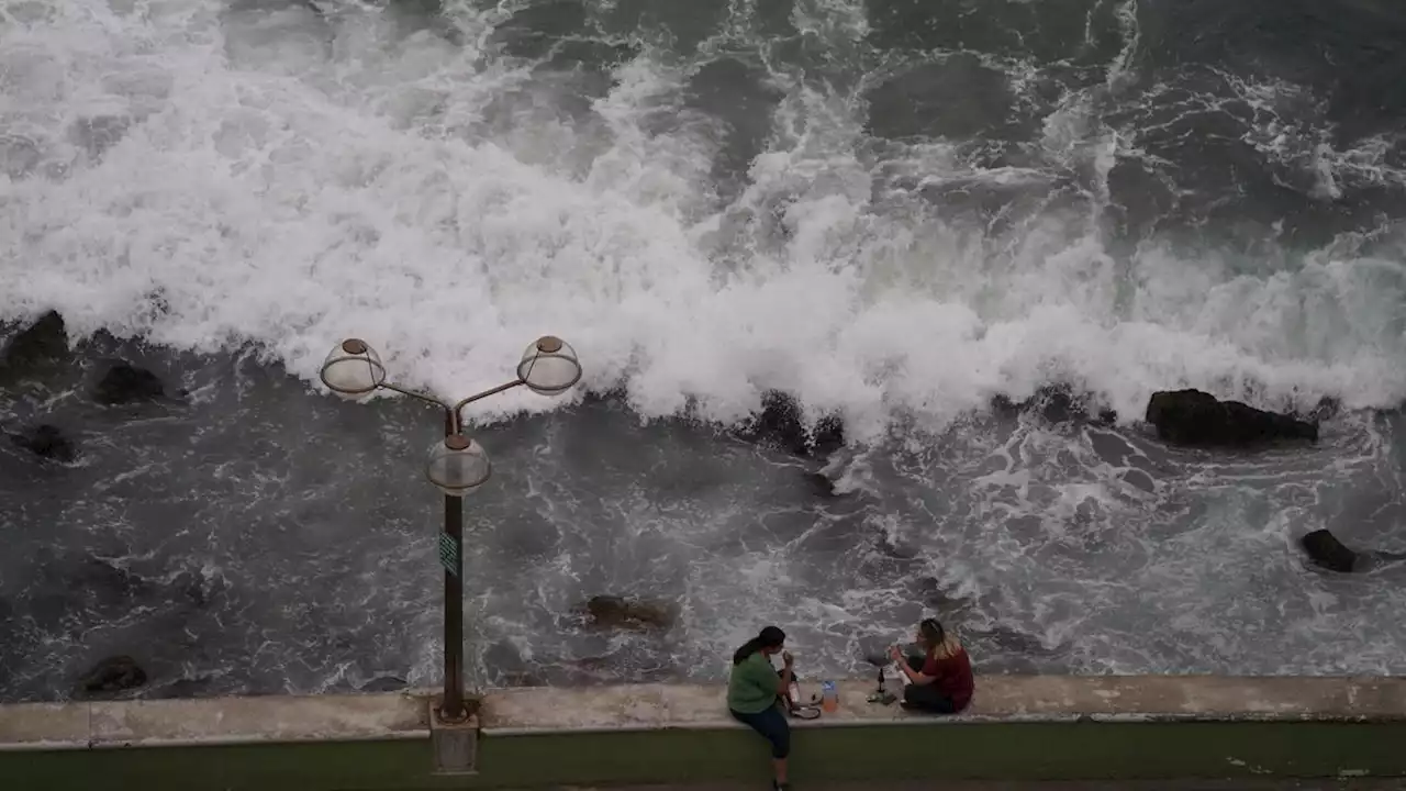 Hurricane Orlene makes landfall in Mexico as Category 1 storm with heavy rain, storm surge