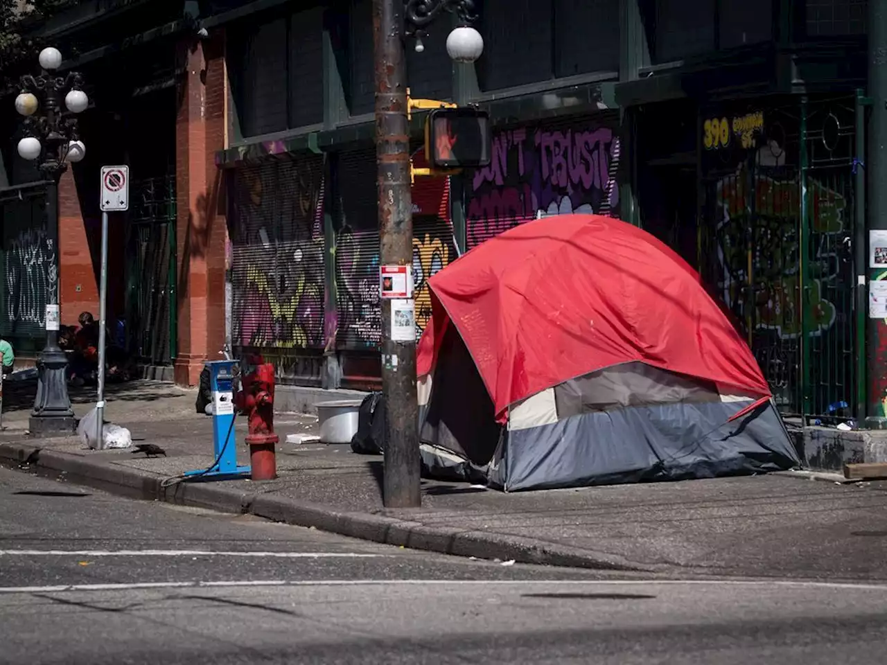 Judicial review sought of fire order to remove tents off Vancouver street