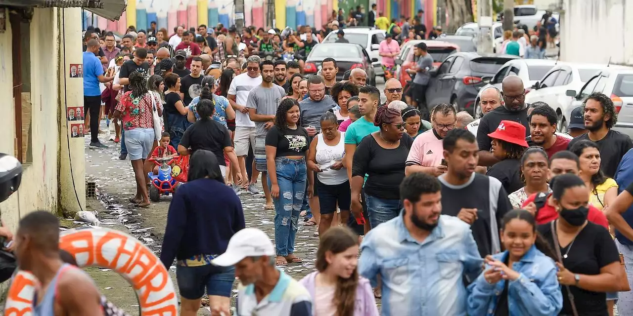 In Brazilian Presidential Election Former Leftist President Wins First Round as Voters Rebuff Current President