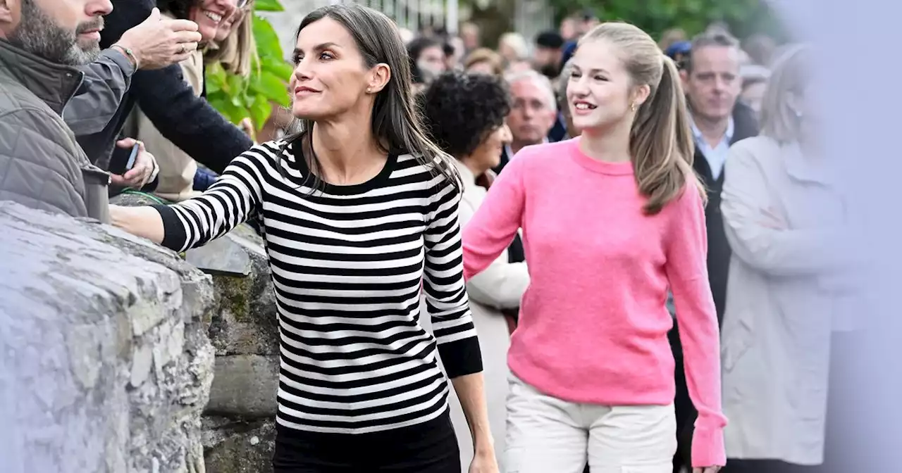 Letizia von Spanien: Lässiger Partnerlook mit Tochter Leonor – doch die stiehlt ihr die Show