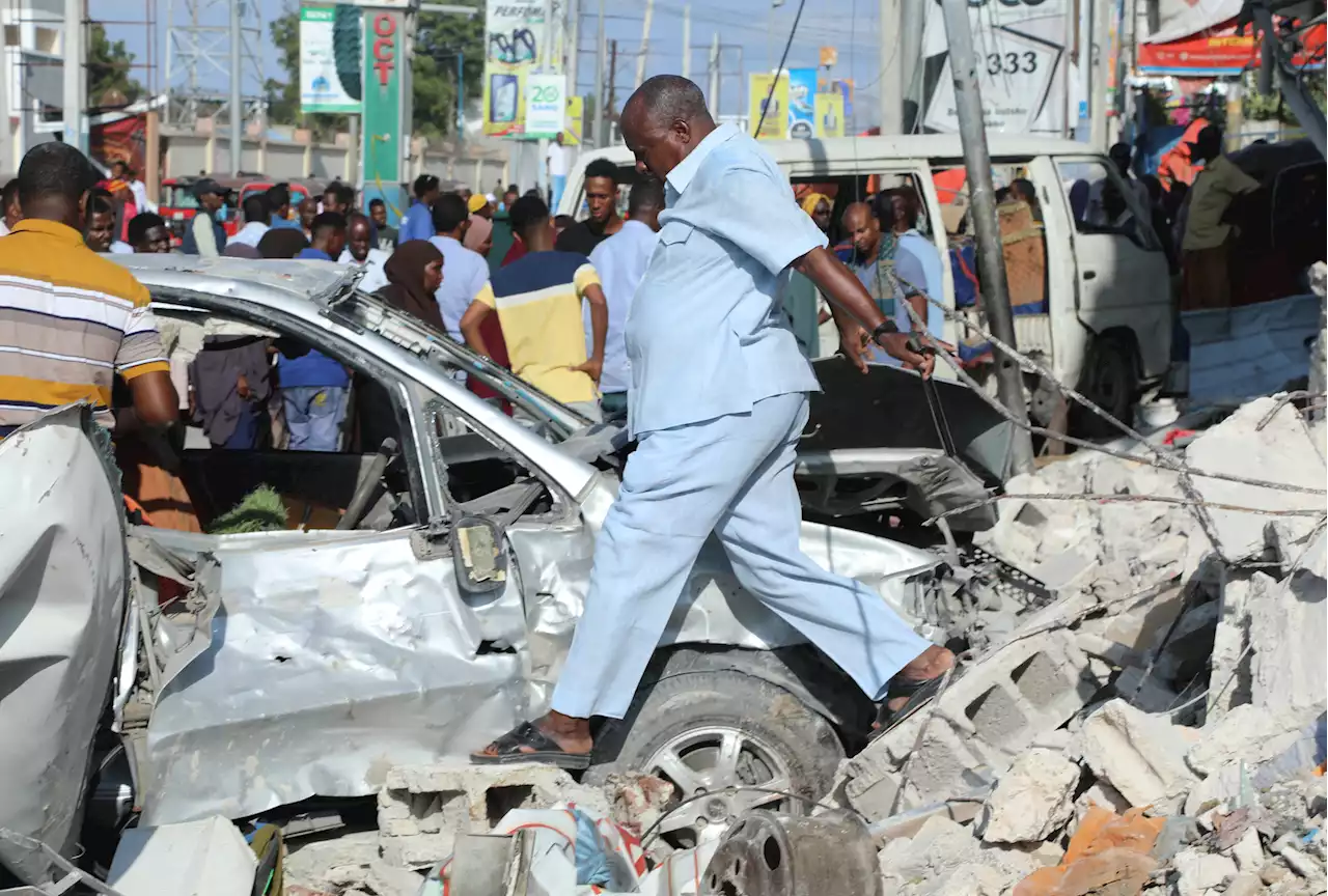 Somalie : un double attentat fait au moins 100 morts à Mogadiscio