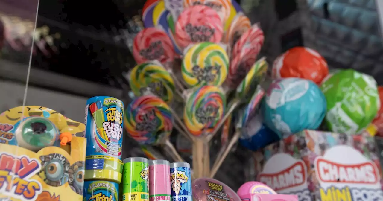 Should kids eat Halloween candy all at once or spread out? Here's help with the sticky questions