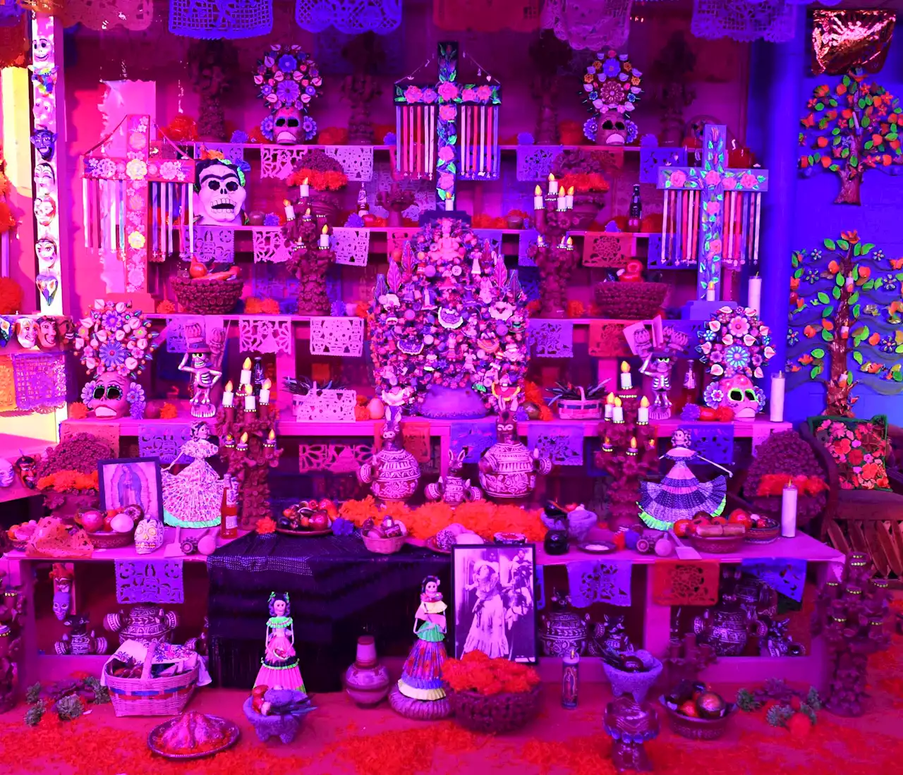 TikTok users share their ofrendas for Día de los Muertos