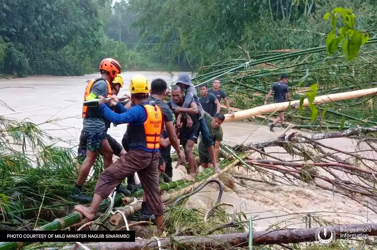 48 reported dead, almost 1 million people affected due to Paeng —NDRRMC