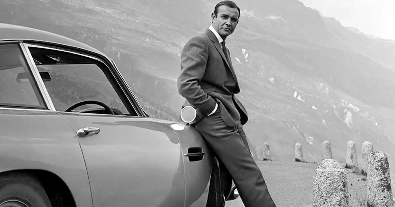 « Sean Connery vs James Bond », Passif agressif