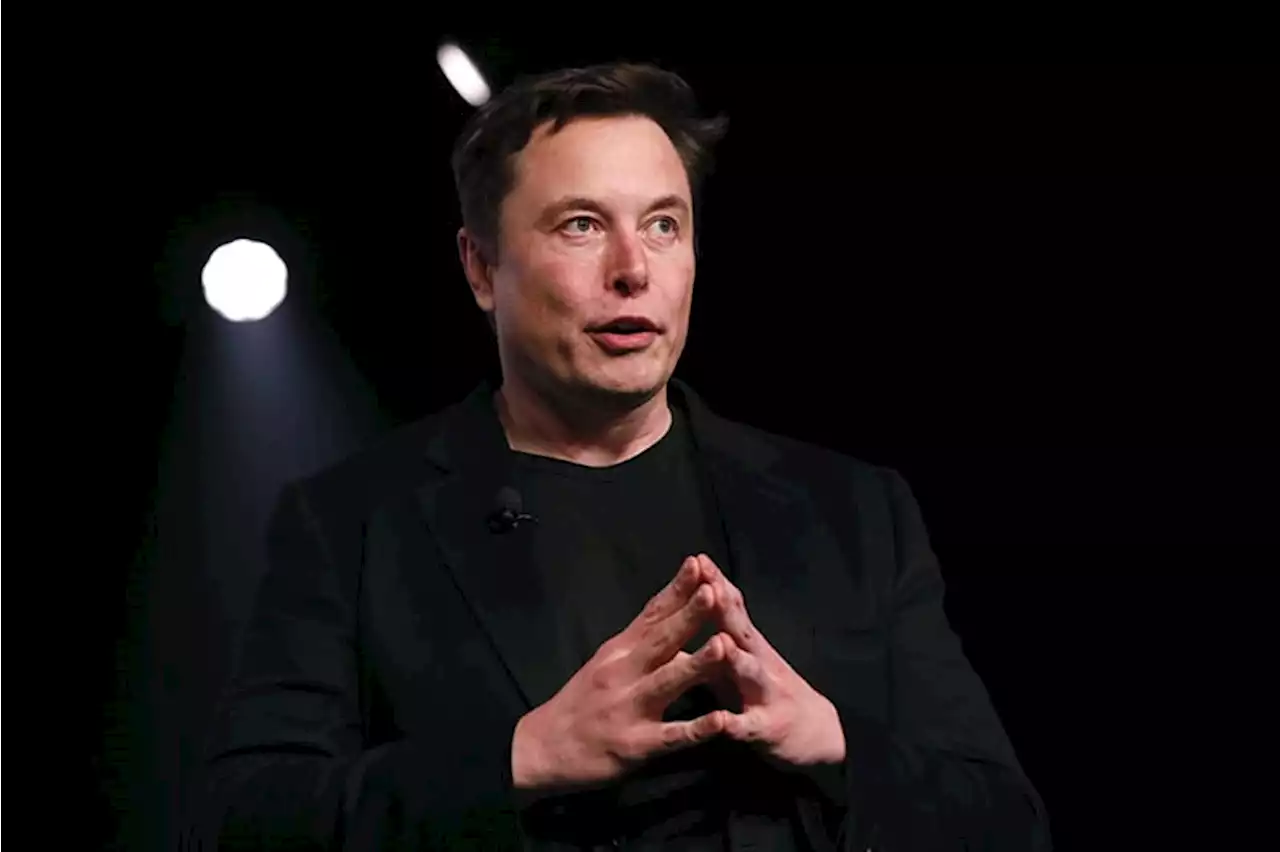 Musk prepares for big job cuts a Twitter