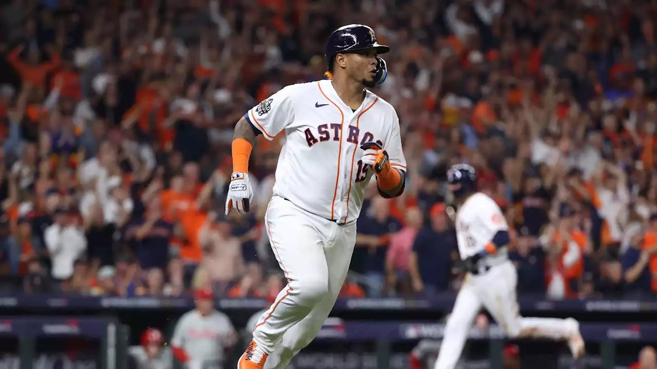 Astros Catcher Used Illegal Bat From Albert Pujols in Game 1 of World Series