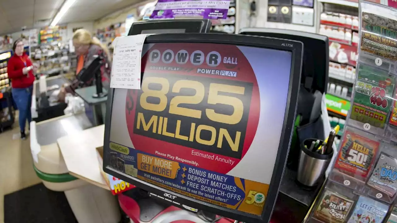 Powerball grand prize climbs to $1B without a jackpot winner