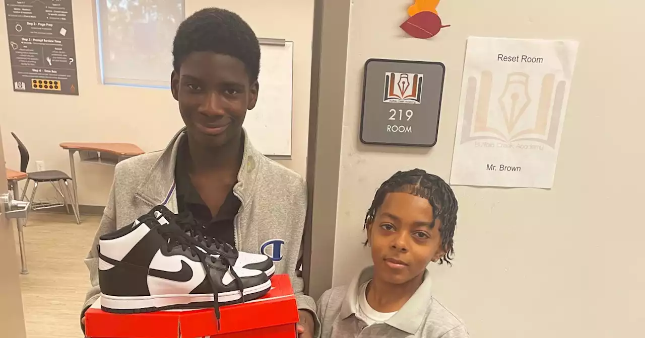 He saw a classmate get bullied for shoes, so he stepped in with a meaningful gesture