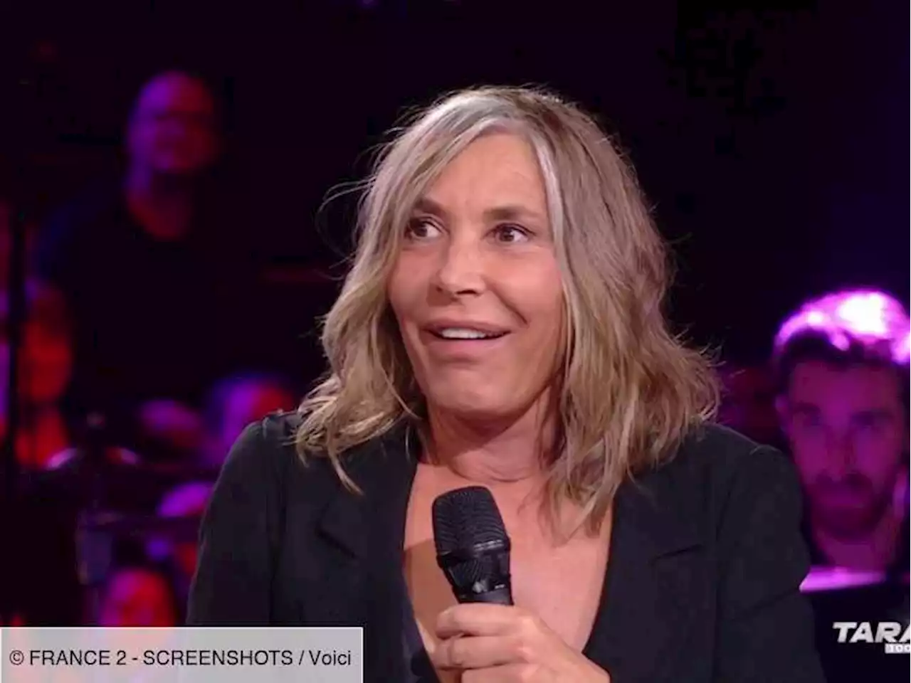 Taratata 100% Live : Zazie ne reconnait pas sa propre chanson… et oublie totalement les paroles (ZAPTV) - Voici