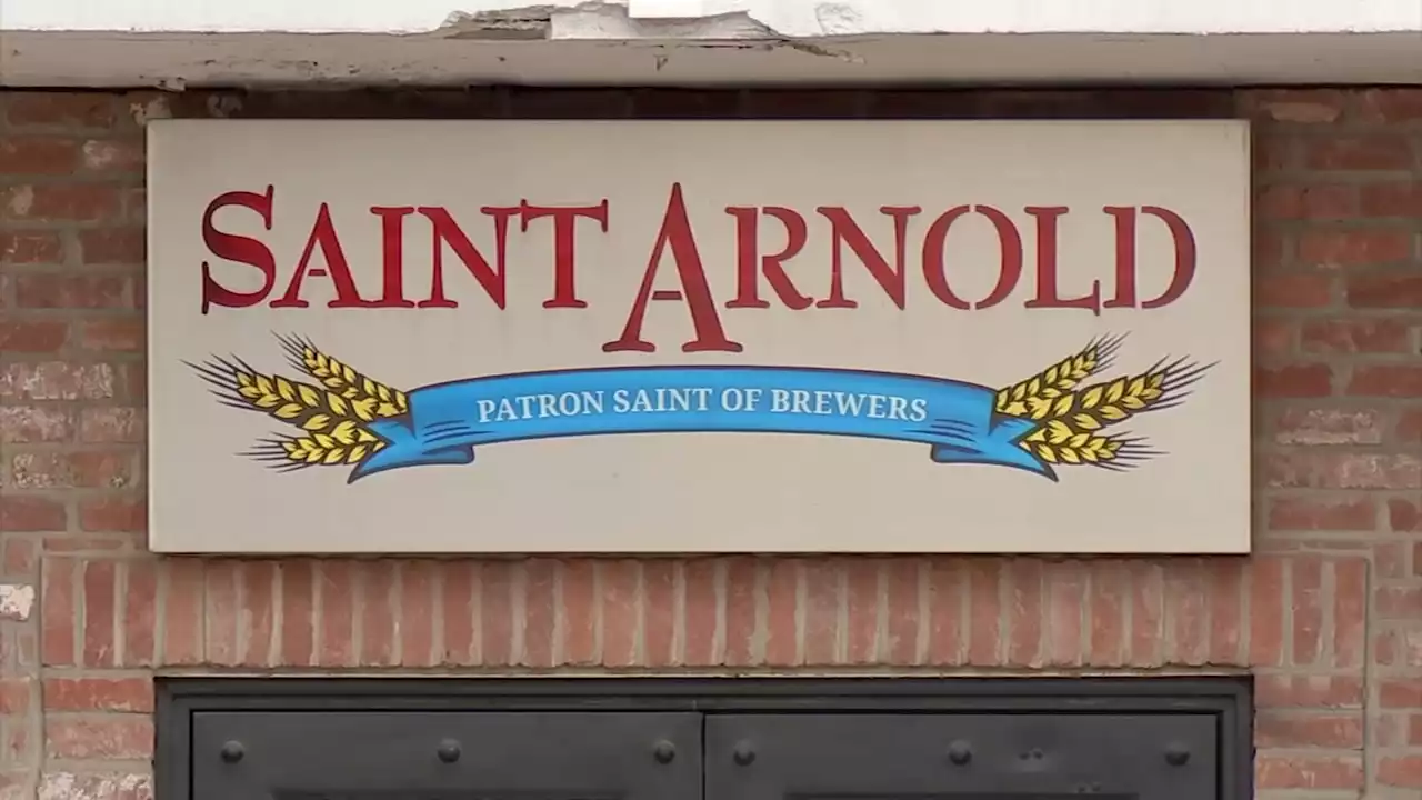 Saint Arnold Brewery and Yards Brewing Company make friendly bet against World Series teams