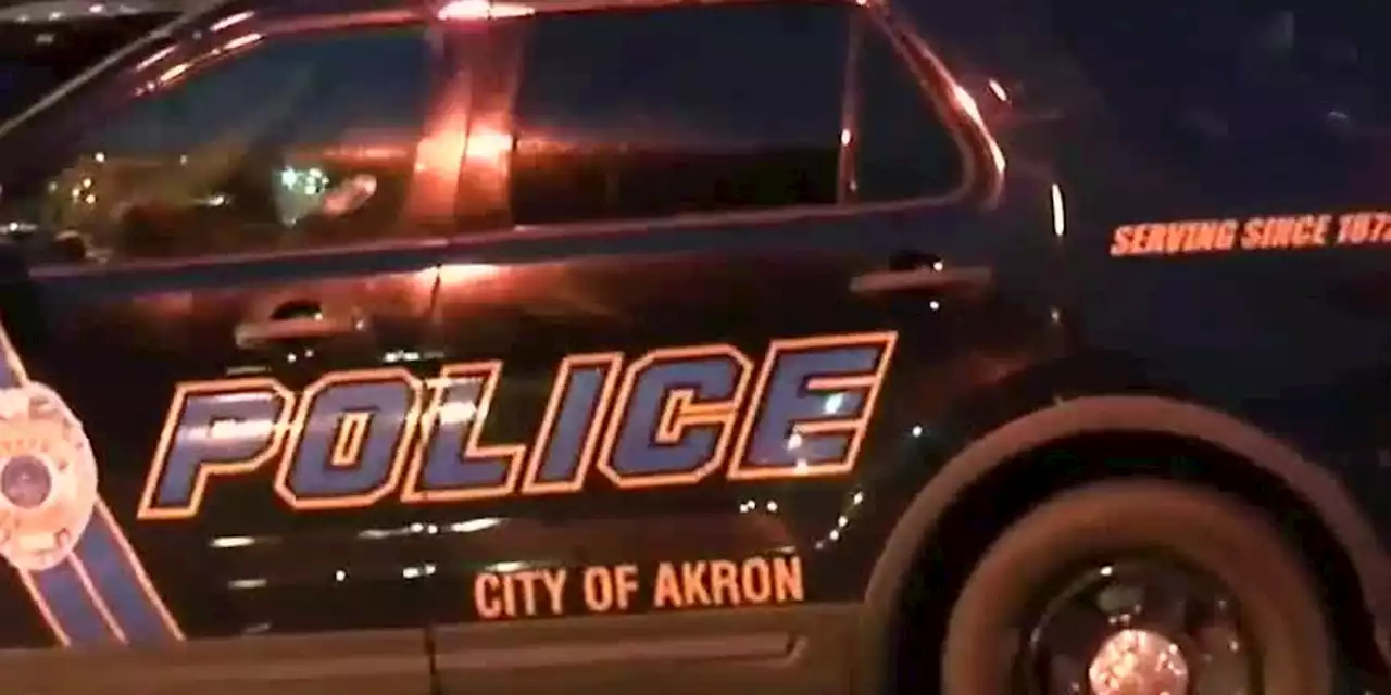 3 shot outside Akron restaurant