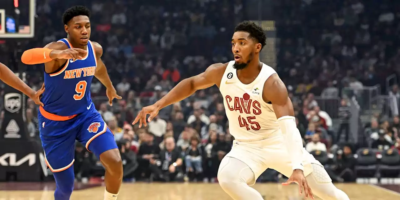 Donovan Mitchell, Kevin Love propel Cleveland Cavaliers to 121-108 win over New York Knicks