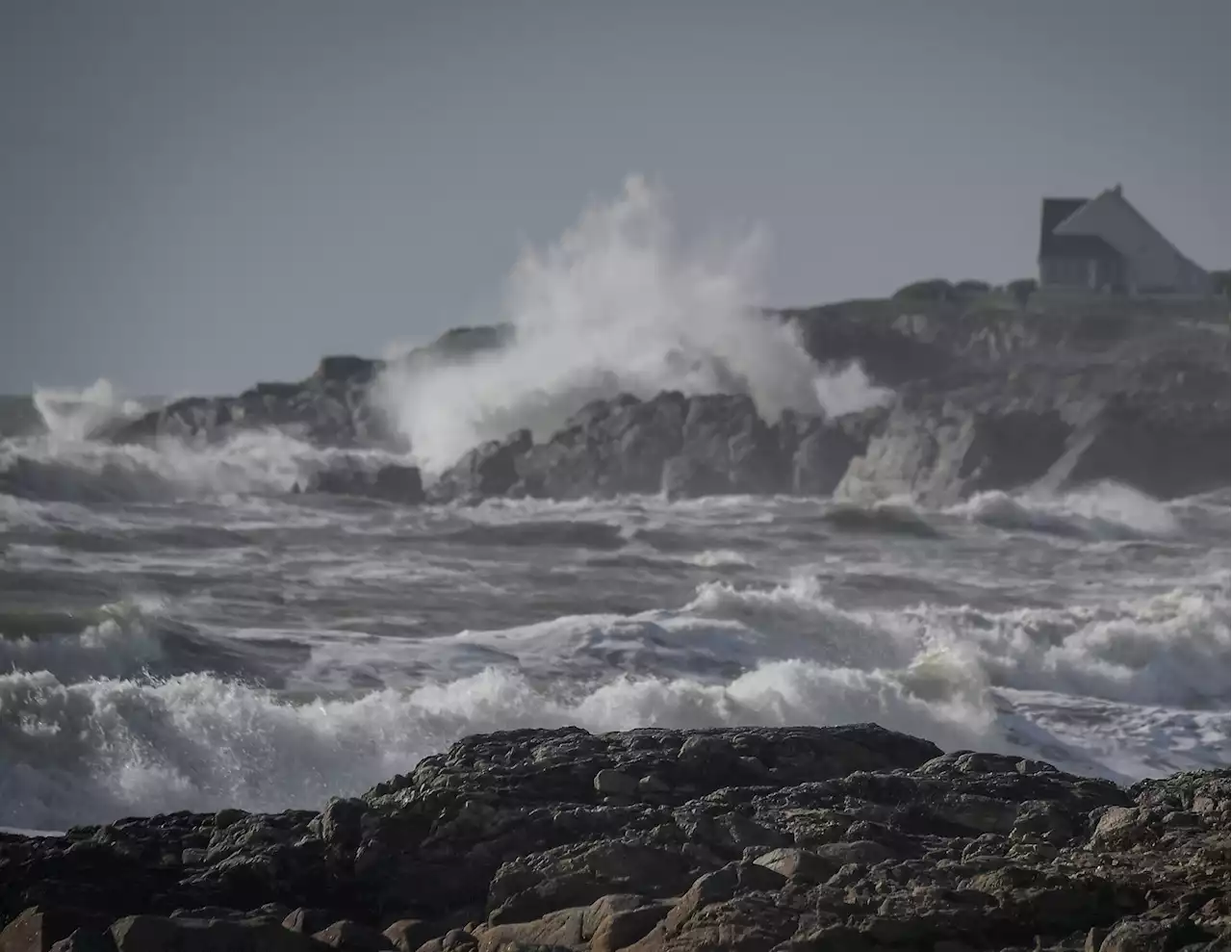 Tempête Claudio : toujours 4 départements en vigilance orange pour vents violents