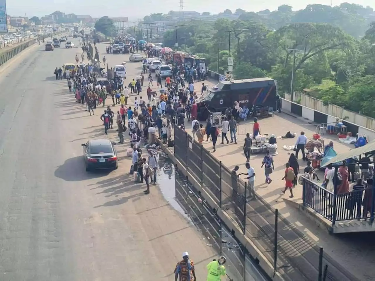 Commuters stranded as Lagos drivers commence strike