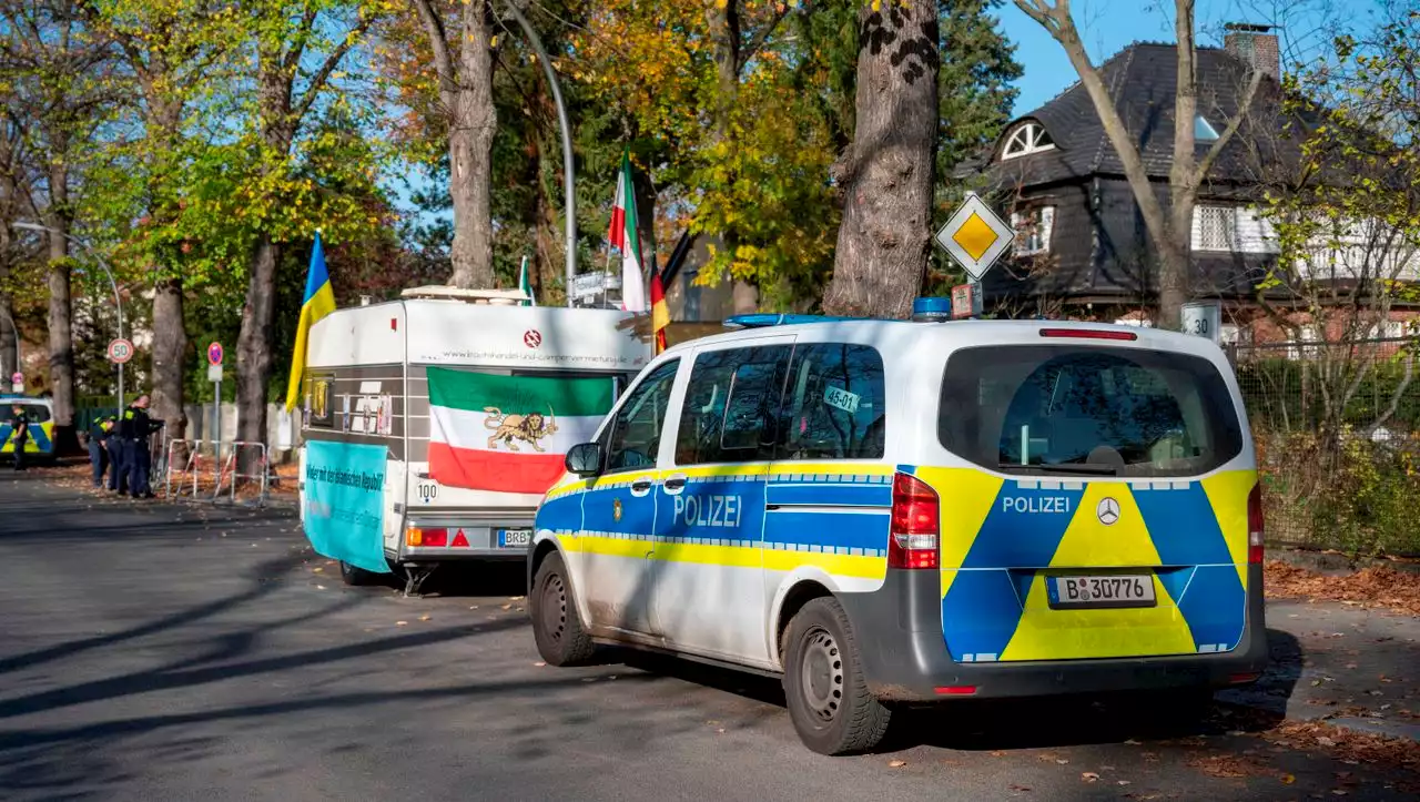 Erste Erkenntnisse der Polizei: Angriff auf Iran-Mahnwache in Berlin dauerte nur wenige Minuten