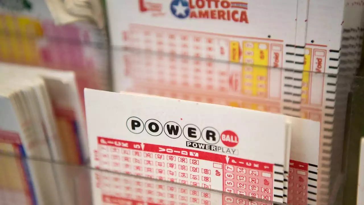 Here's what you need to know about the $1 billion Powerball jackpot