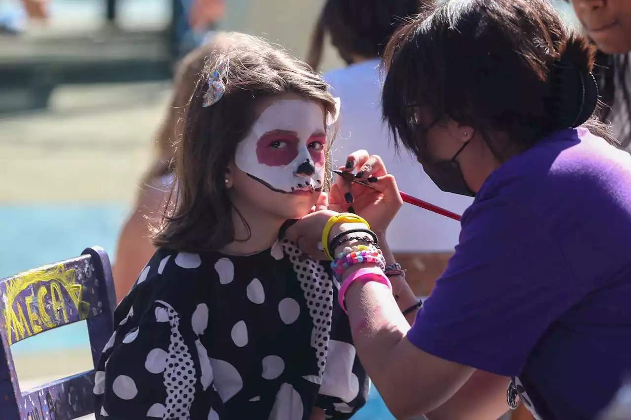 MECA's Día de Muertos Festival helps community honor departed loved ones