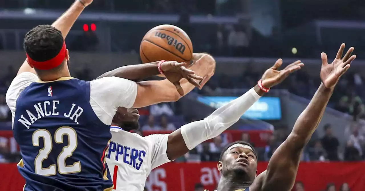 Elliott: Clippers need to catch fire before their season is extinguished