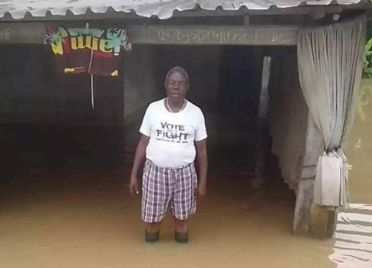 Flooding: Bayelsa traditional ruler seeks intervention, says 'I now sleep in car' | TheCable