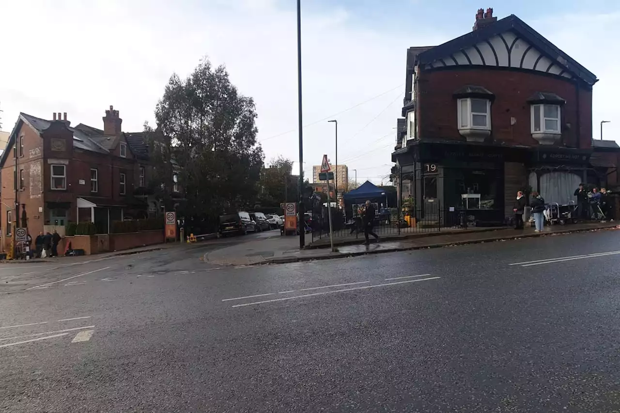 Full Monty 2 filming begins in Leeds as cast and crew take over flower shop in Chapel Allerton