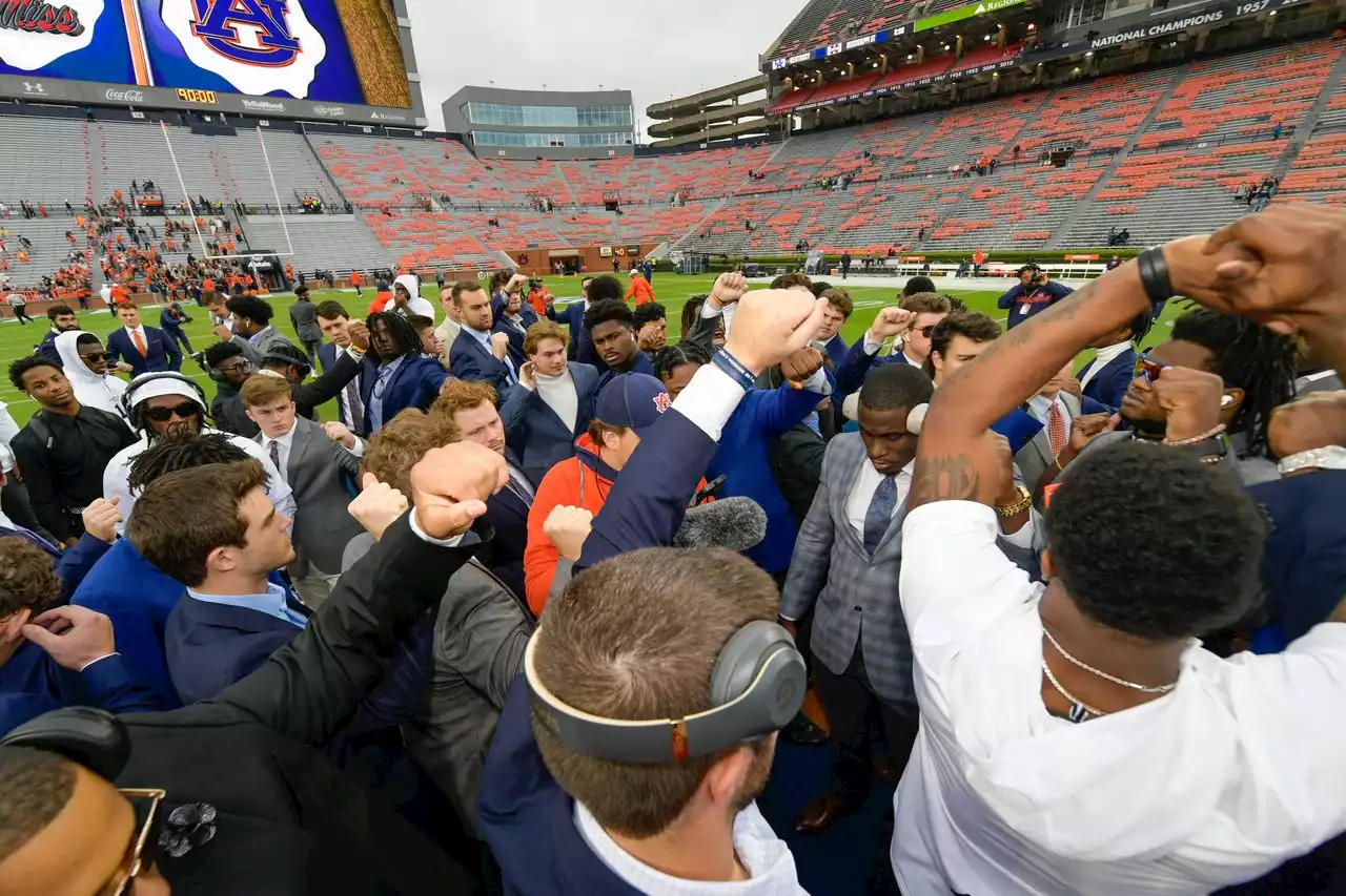 Auburn at Ole Miss game time, TV set