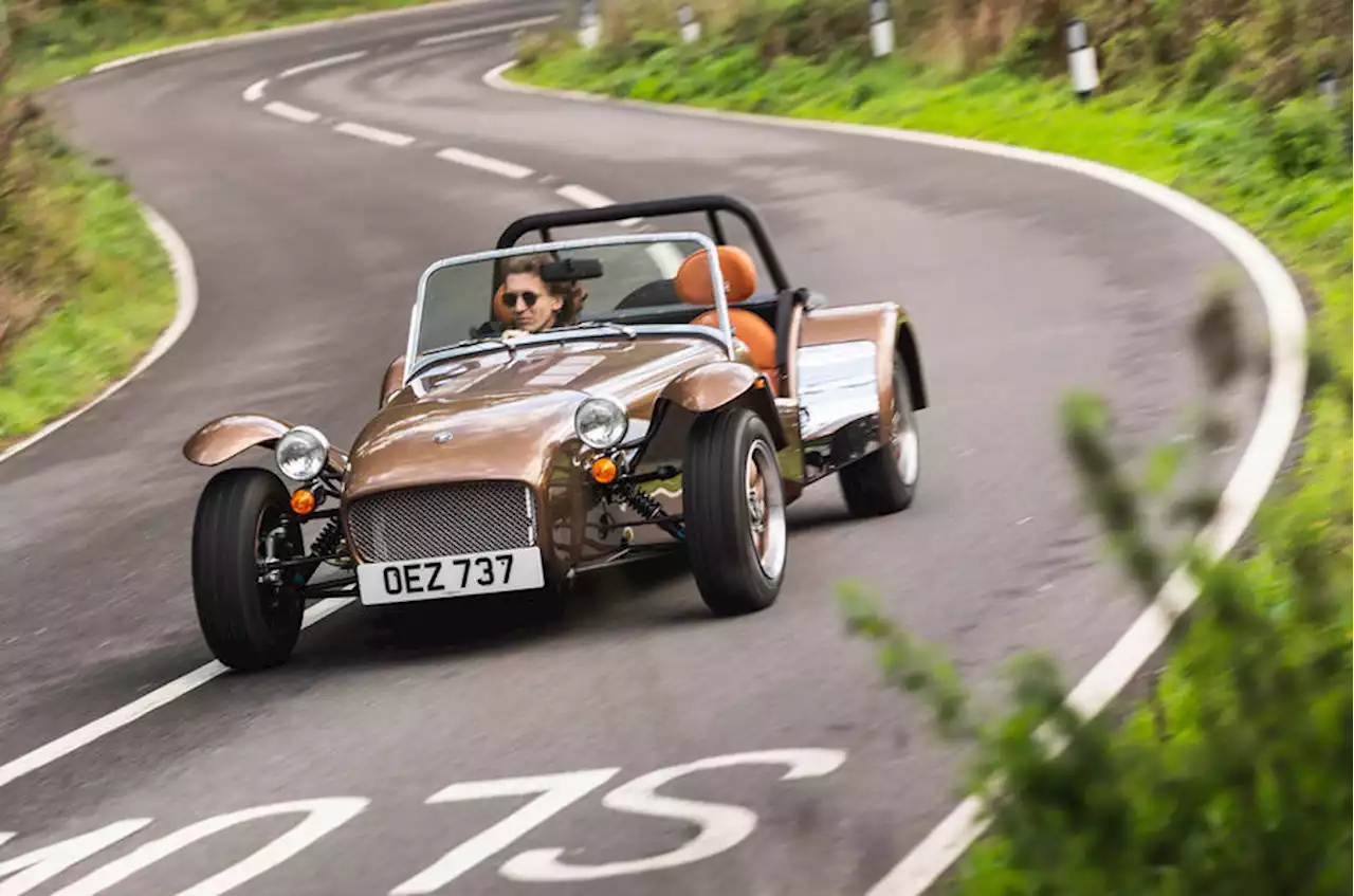 Caterham Super Seven 2000 2022 first drive | Autocar