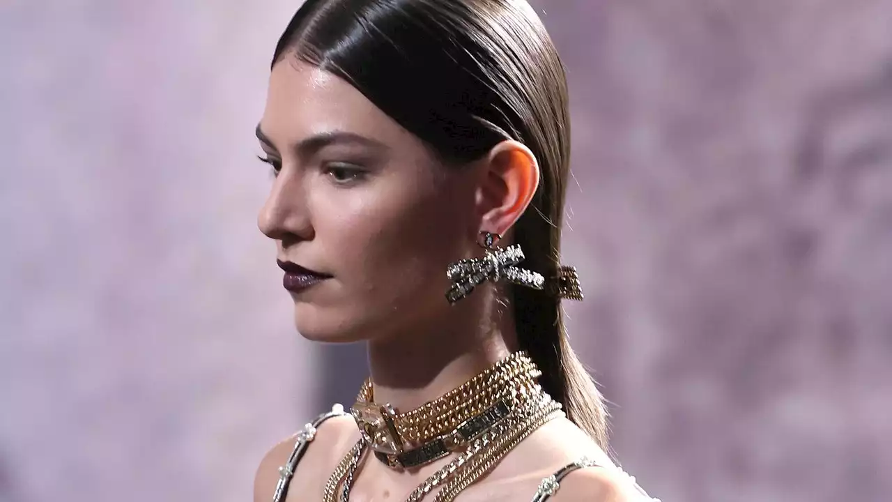 How To Chanel-ify Your Hair Next Spring