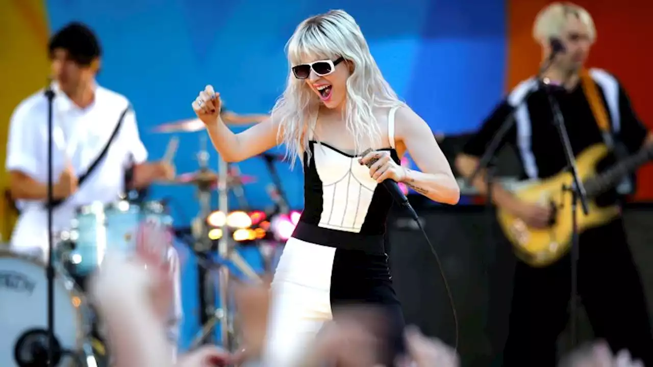 Paramore plays 'Misery Business' again after retiring it due to lyrics controversy | CNN