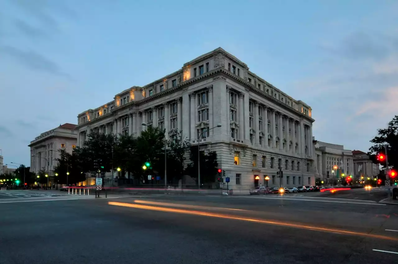 D.C. Council Gives First Approval To Bills To Let Non-Citizens Vote, Make Mail Voting Permanent