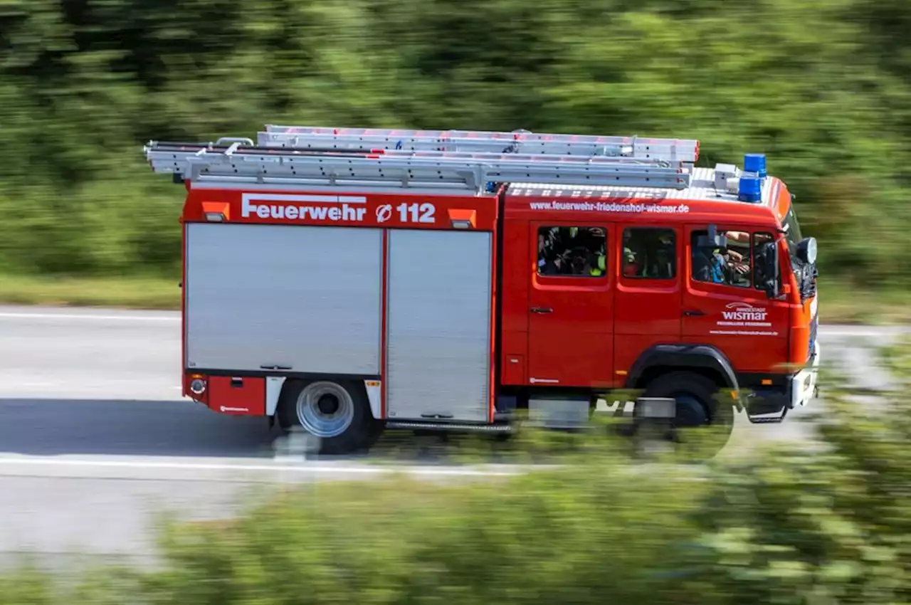 Einsatz in Lamberg: Heizraum bei Feuer im Keller komplett ausgebrannt - idowa