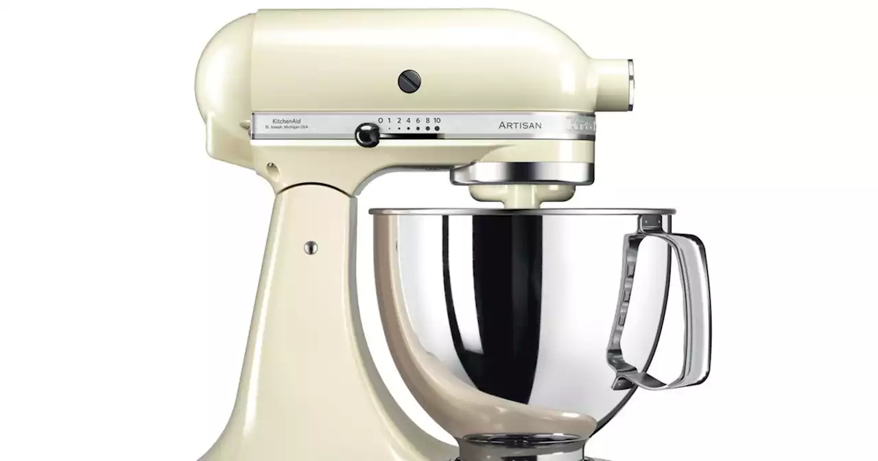 Bon plan – Le robot-pâtissier KitchenAid Artisan 5KSM125 Gris argent '5 étoiles' à 399,00 € (-11%)